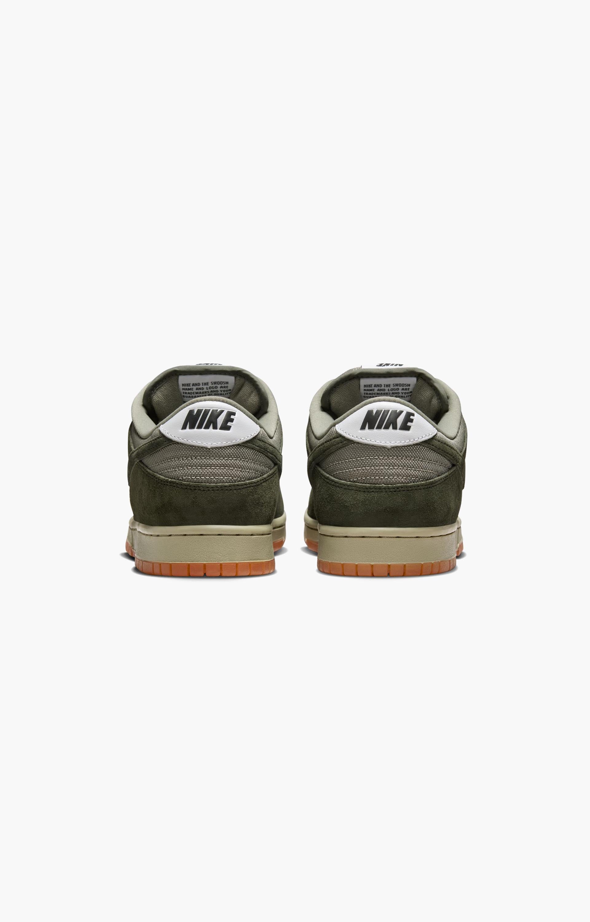 Nike SB Dunk Low Pro B Shoe, Sequoia/Army/White