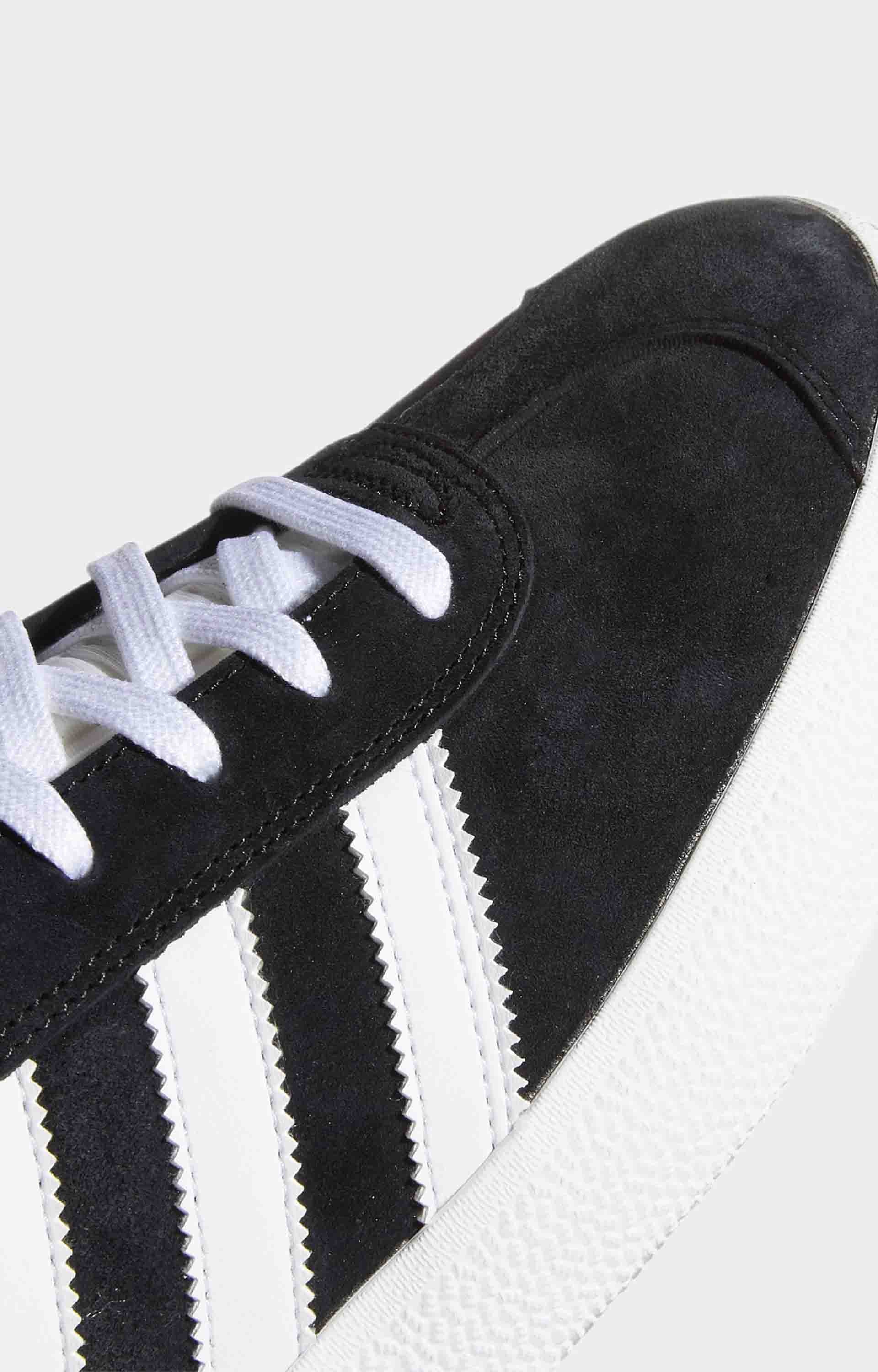 Adidas Gazelle ADV Shoe, Core Black/Cloud White/Gold Metallic