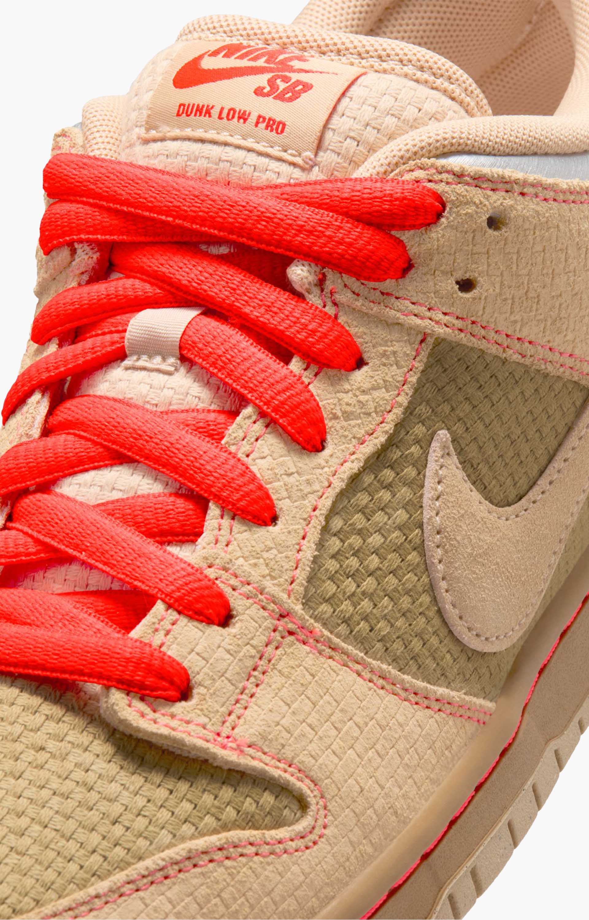Nike SB Dunk Low Pro IB6206 Shoes, Canvas/Vachetta Tan/Parachute Beige