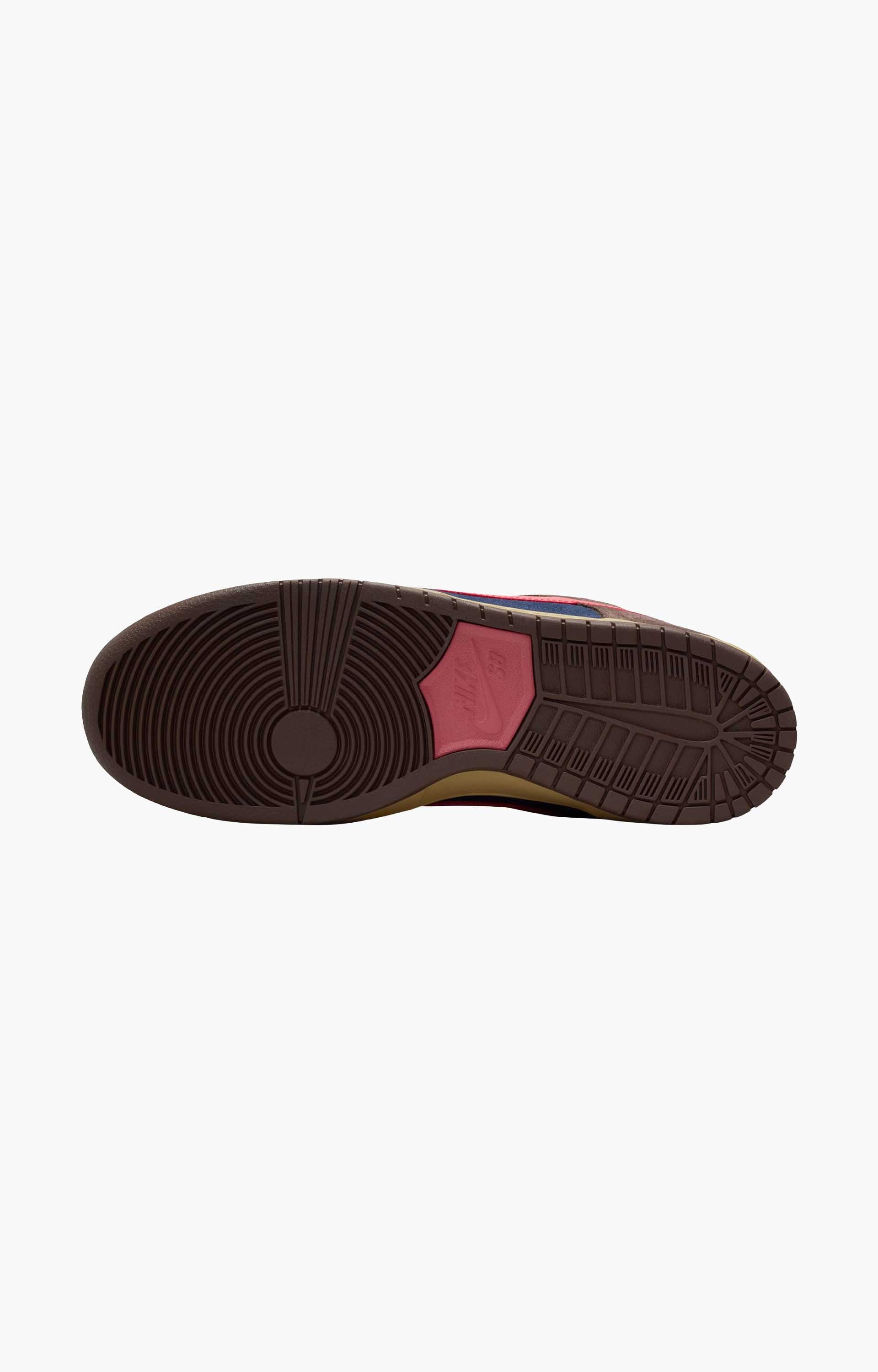 Nike SB Dunk Low Pro Shoe, Brown