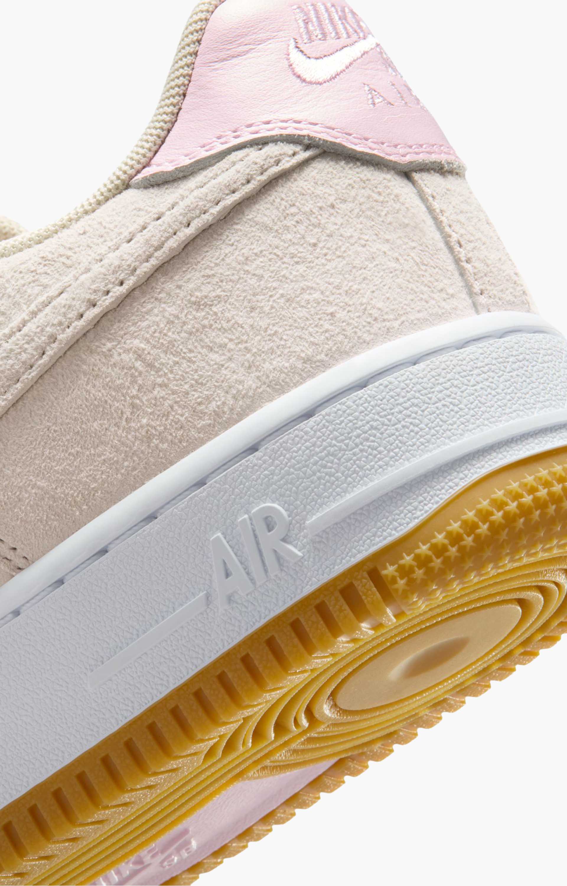 Nike SB Air Force 1 Shoe, Light Orewood Brown/White