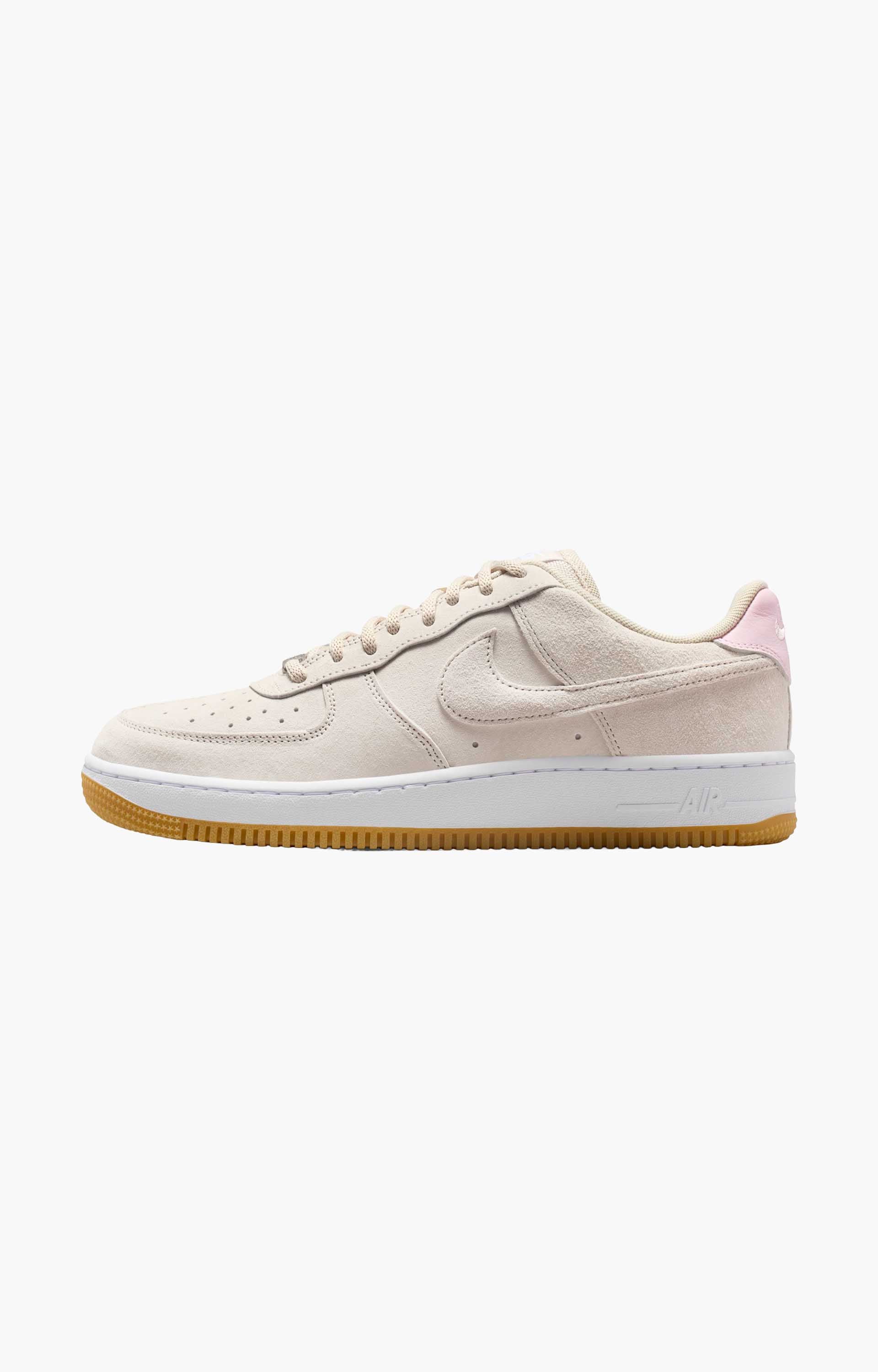 Nike SB Air Force 1 Shoe, Light Orewood Brown/White
