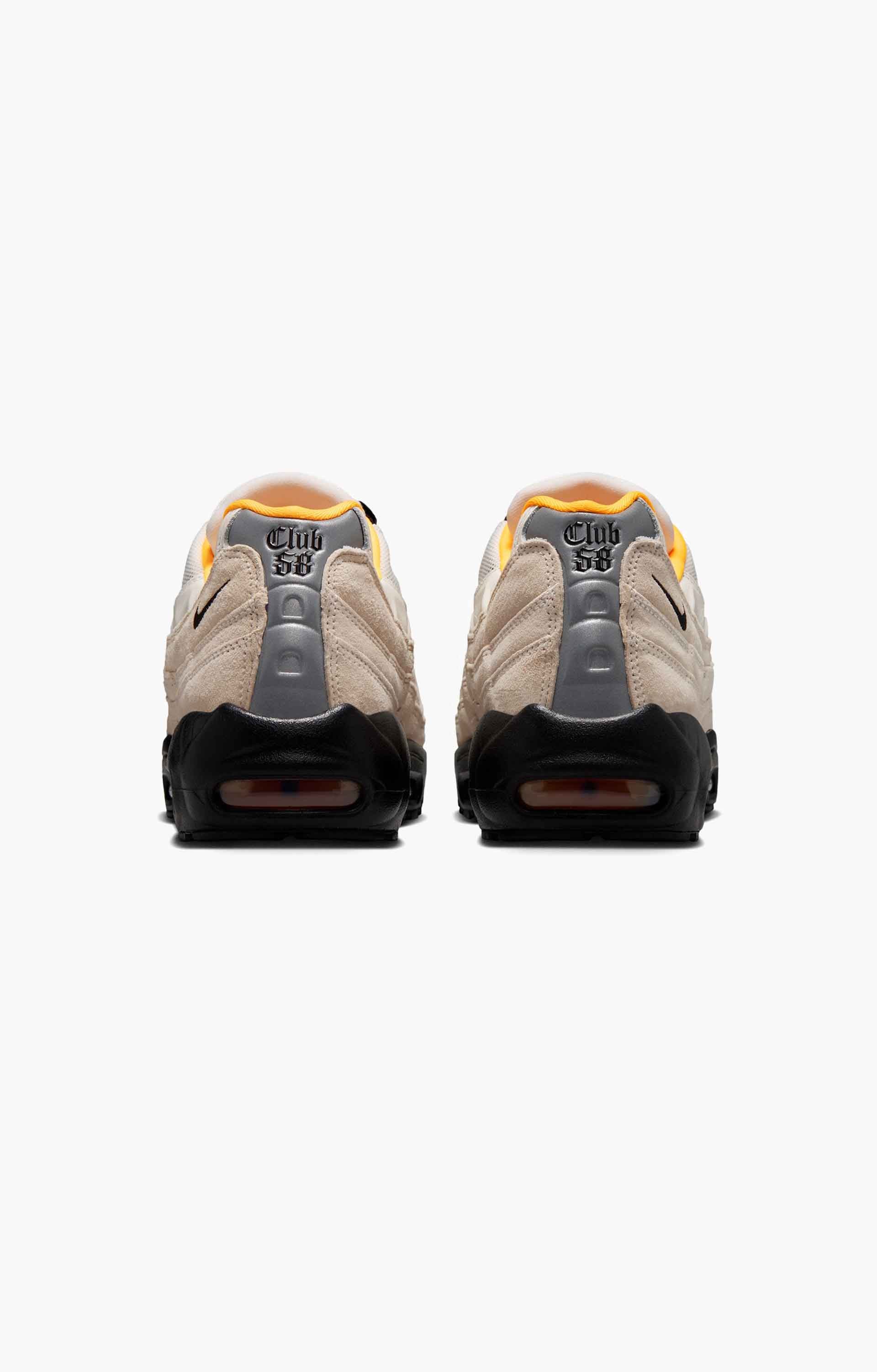 Nike SB Air Max 95 World Cup Shoe, Sail/Black/Laser Orange