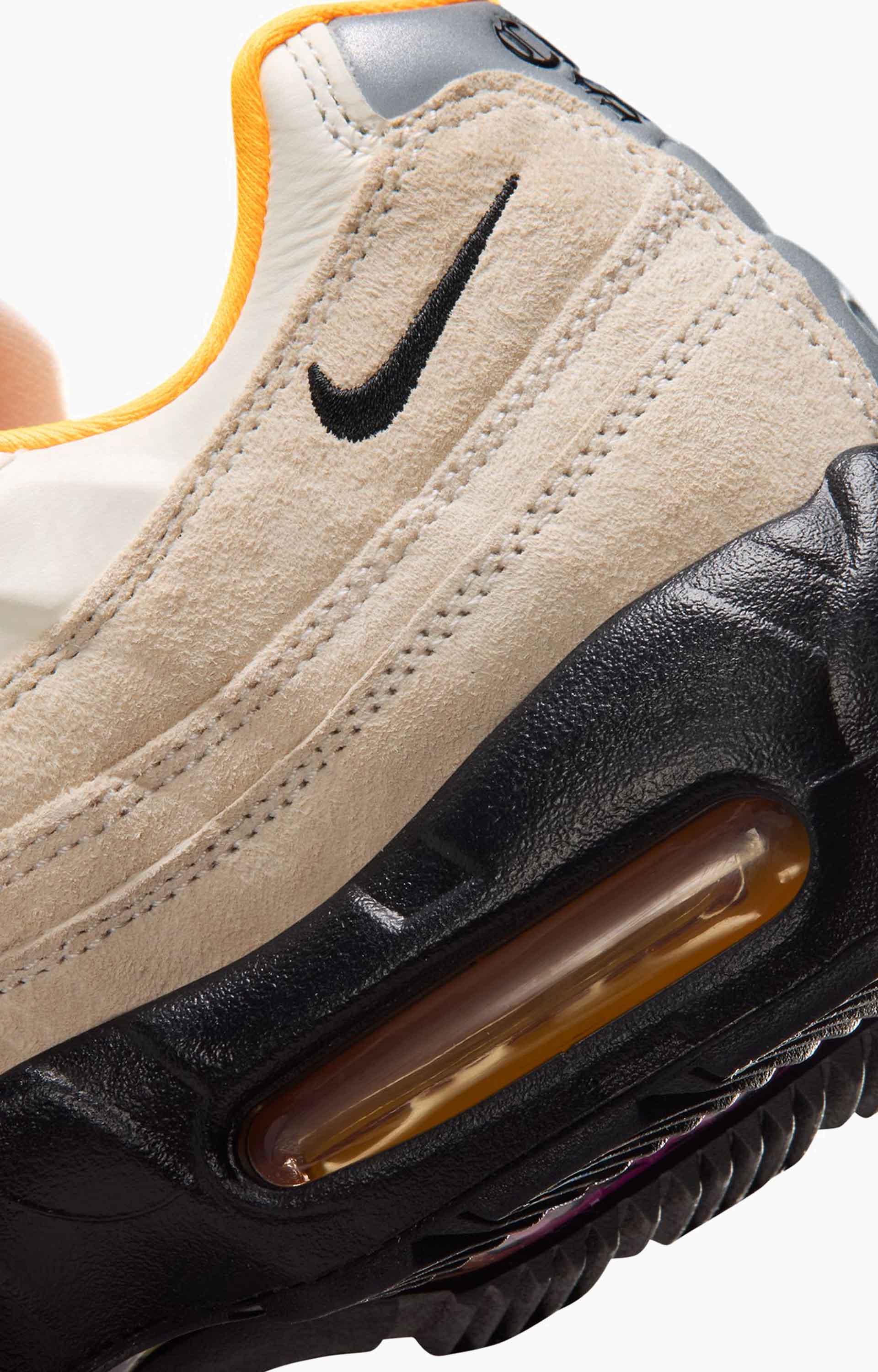 Nike SB Air Max 95 World Cup Shoe, Sail/Black/Laser Orange
