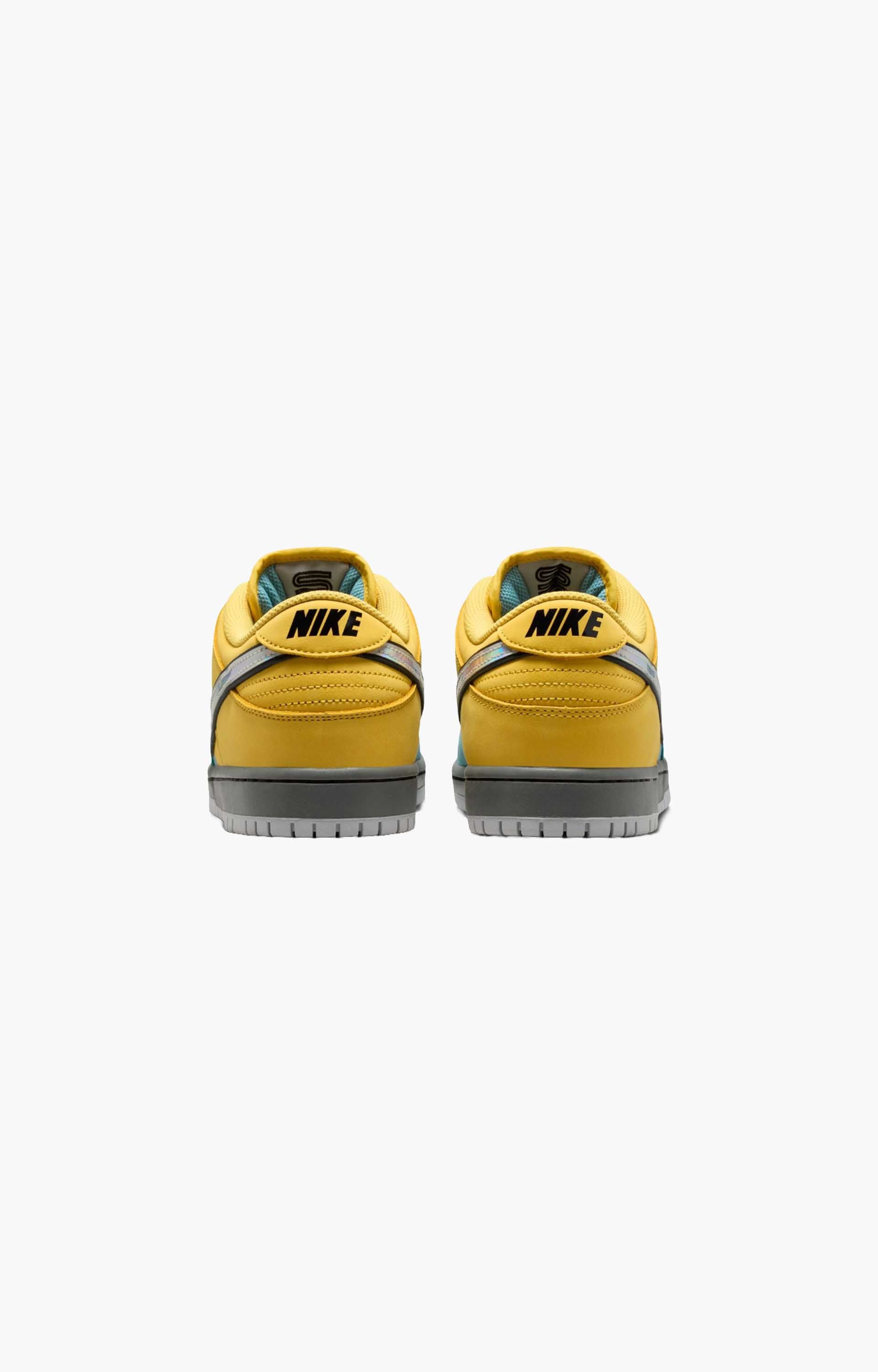 Nike SB Dunk Low Pro IR1888 Shoe, Lightening/Wolf Grey-Denim Turq