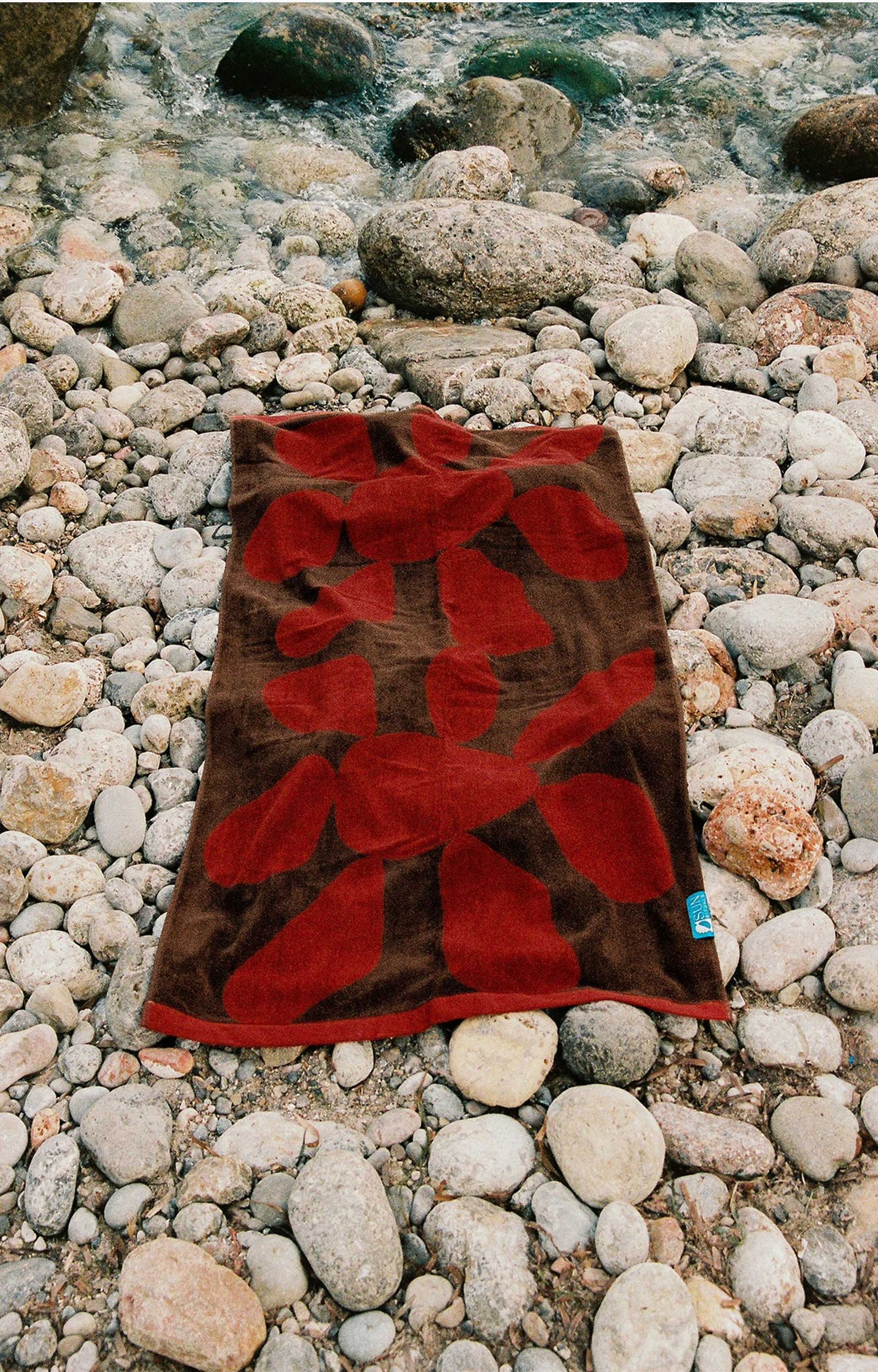 Sun Rituals Calvi Towel, Red Ochre