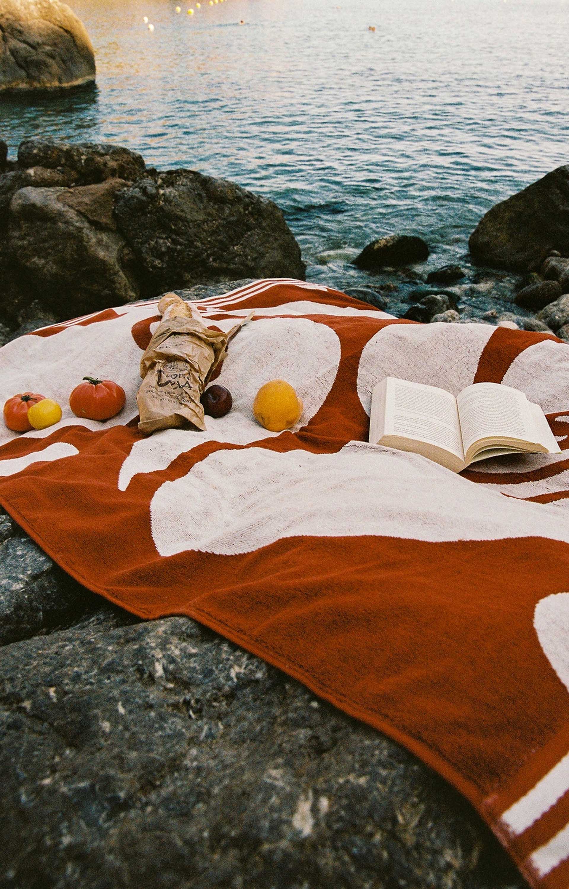 Sun Rituals Florence Towel, Red Ochre