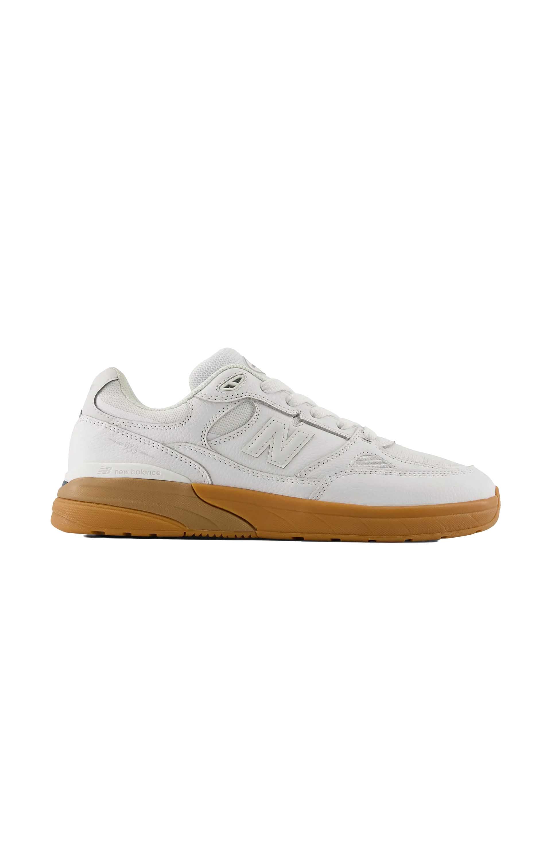 New Balance Numeric UN933WWB Shoes, White/Gum