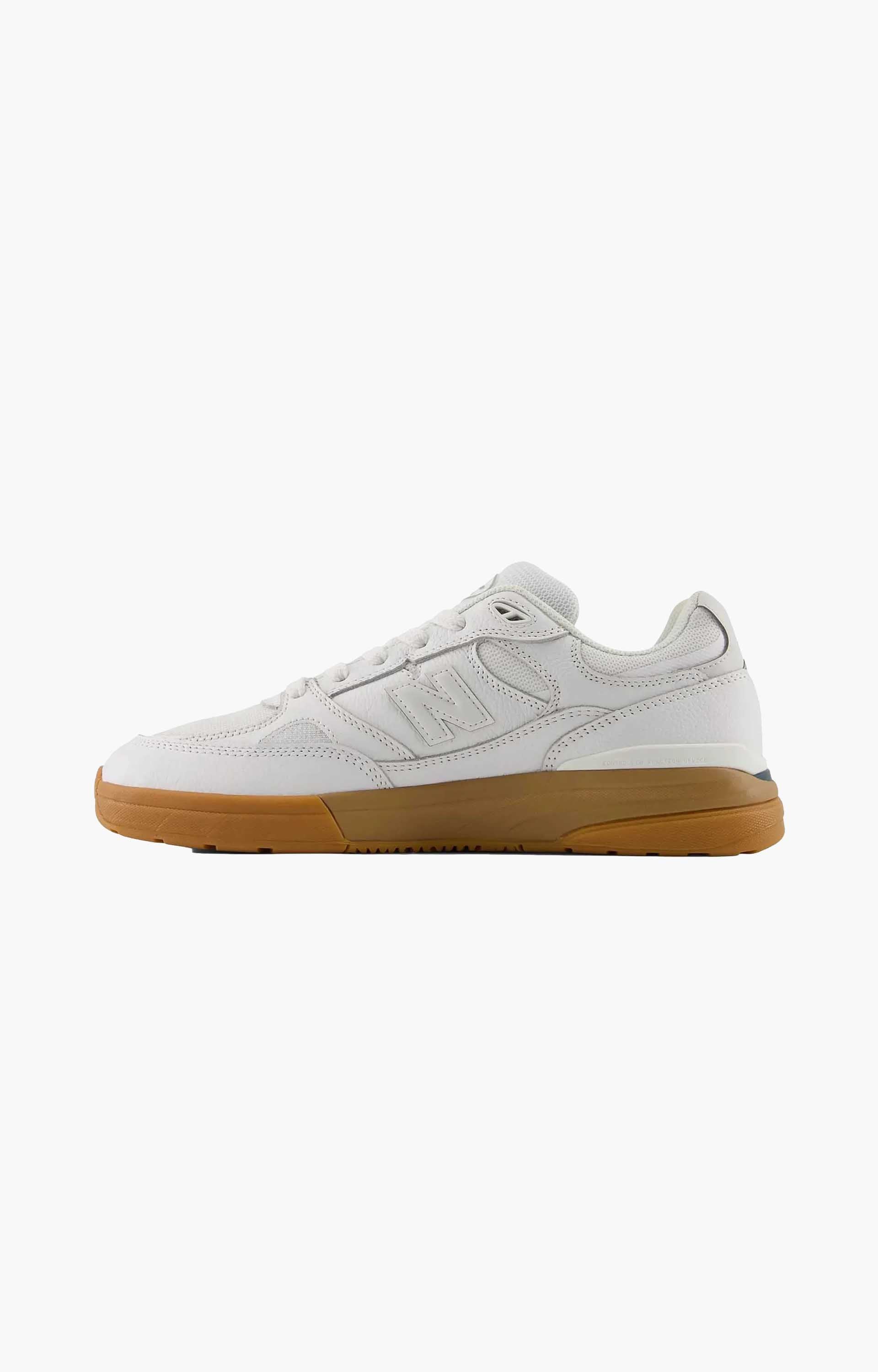 New Balance Numeric UN933WWB Shoes, White/Gum