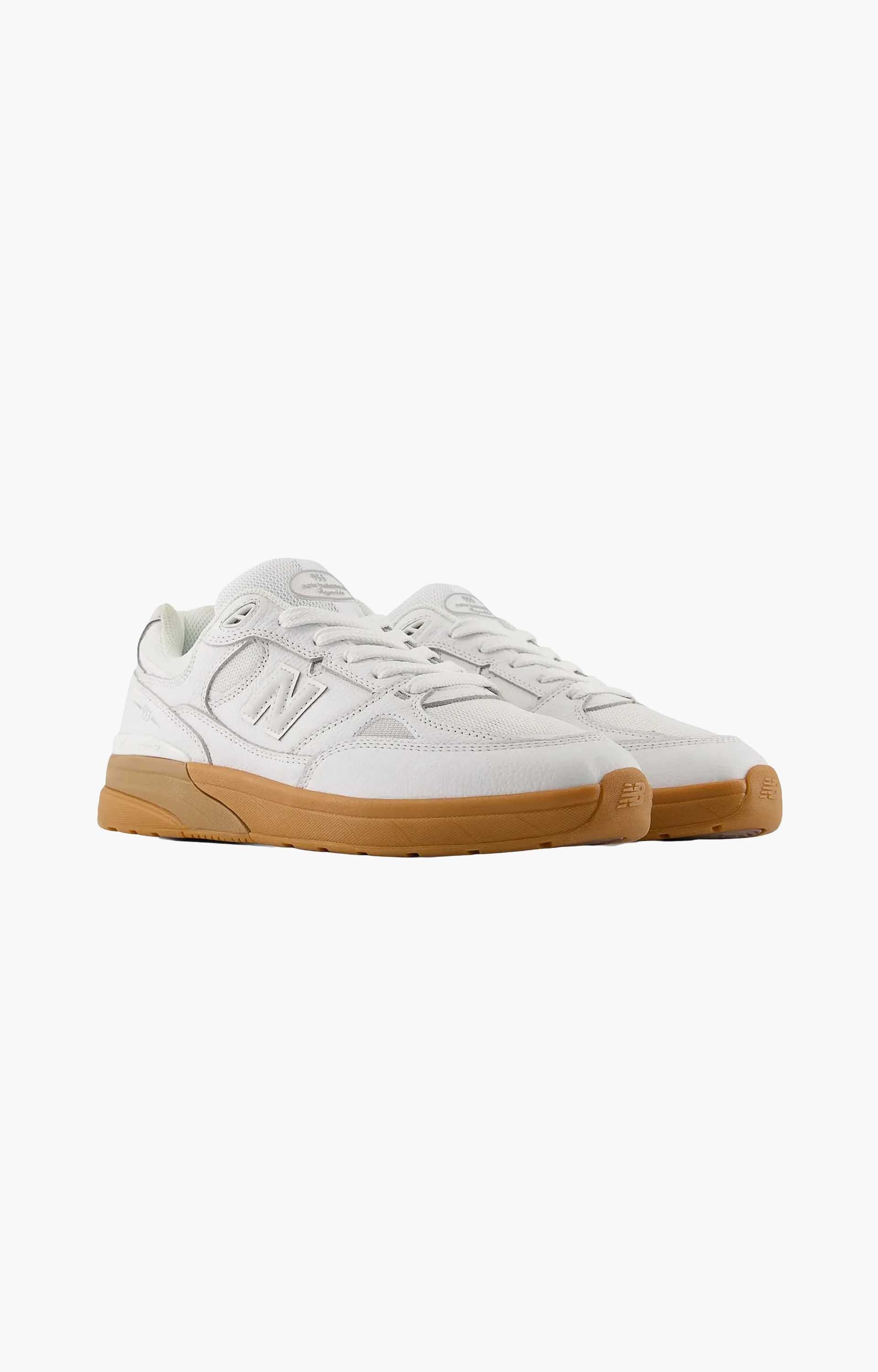 New Balance Numeric UN933WWB Shoes, White/Gum