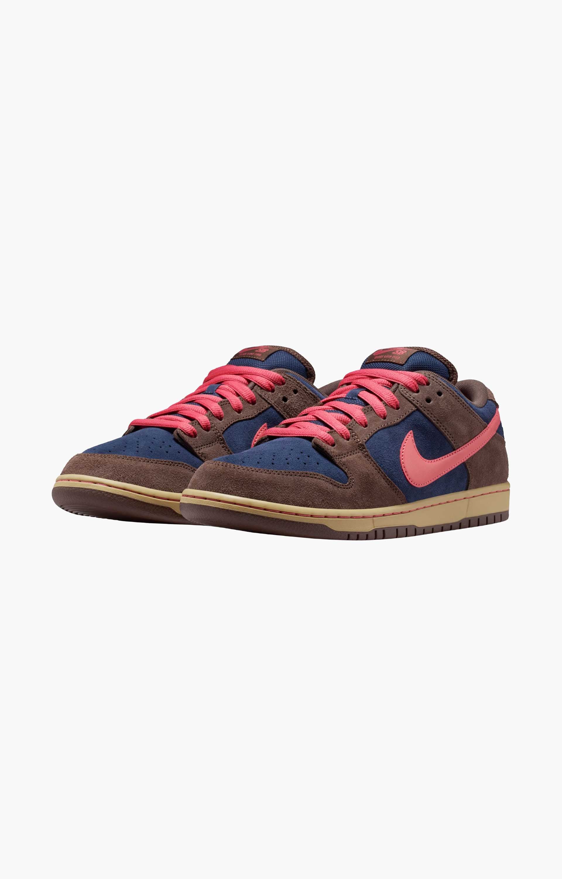 Nike SB Dunk Low Pro Shoe, Brown