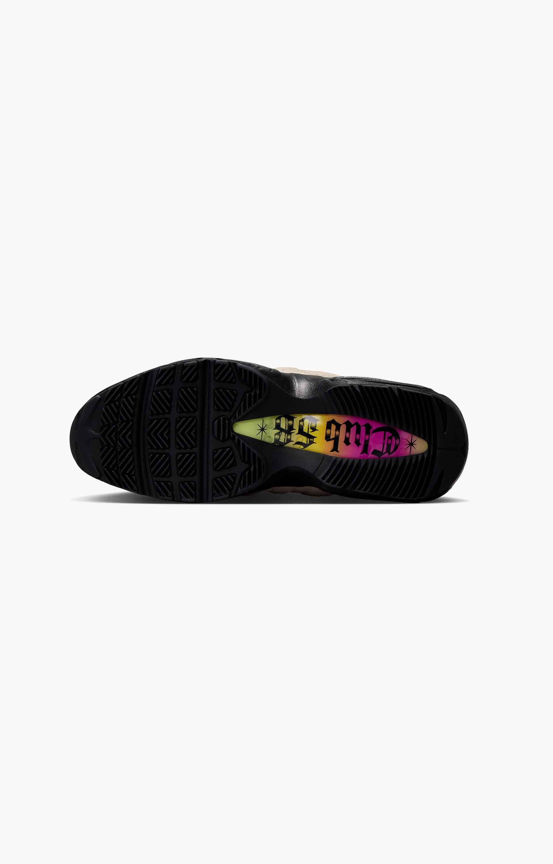 Nike SB Air Max 95 World Cup Shoe,  Sail/Black/Laser Orange