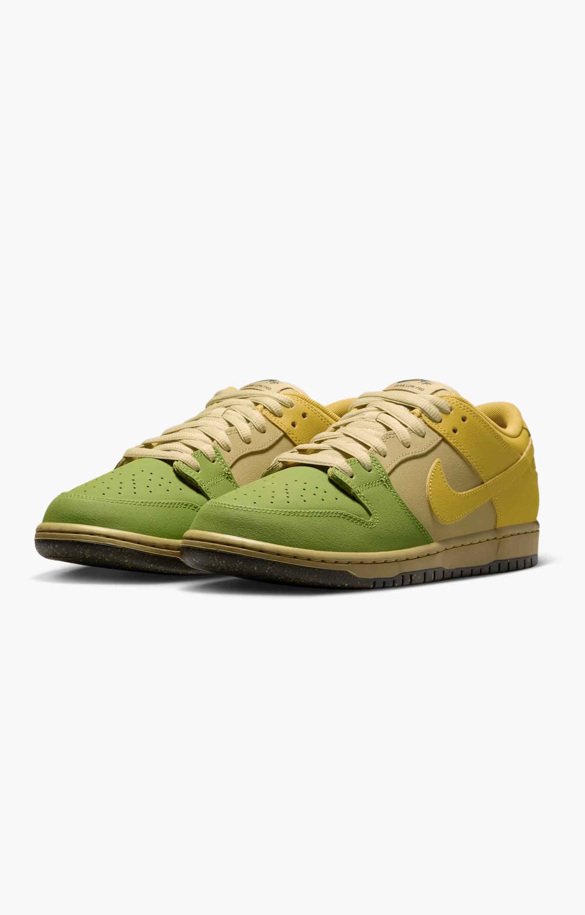Nike SB Dunk Low Pro Shoe, Saffron Quartz/Pear