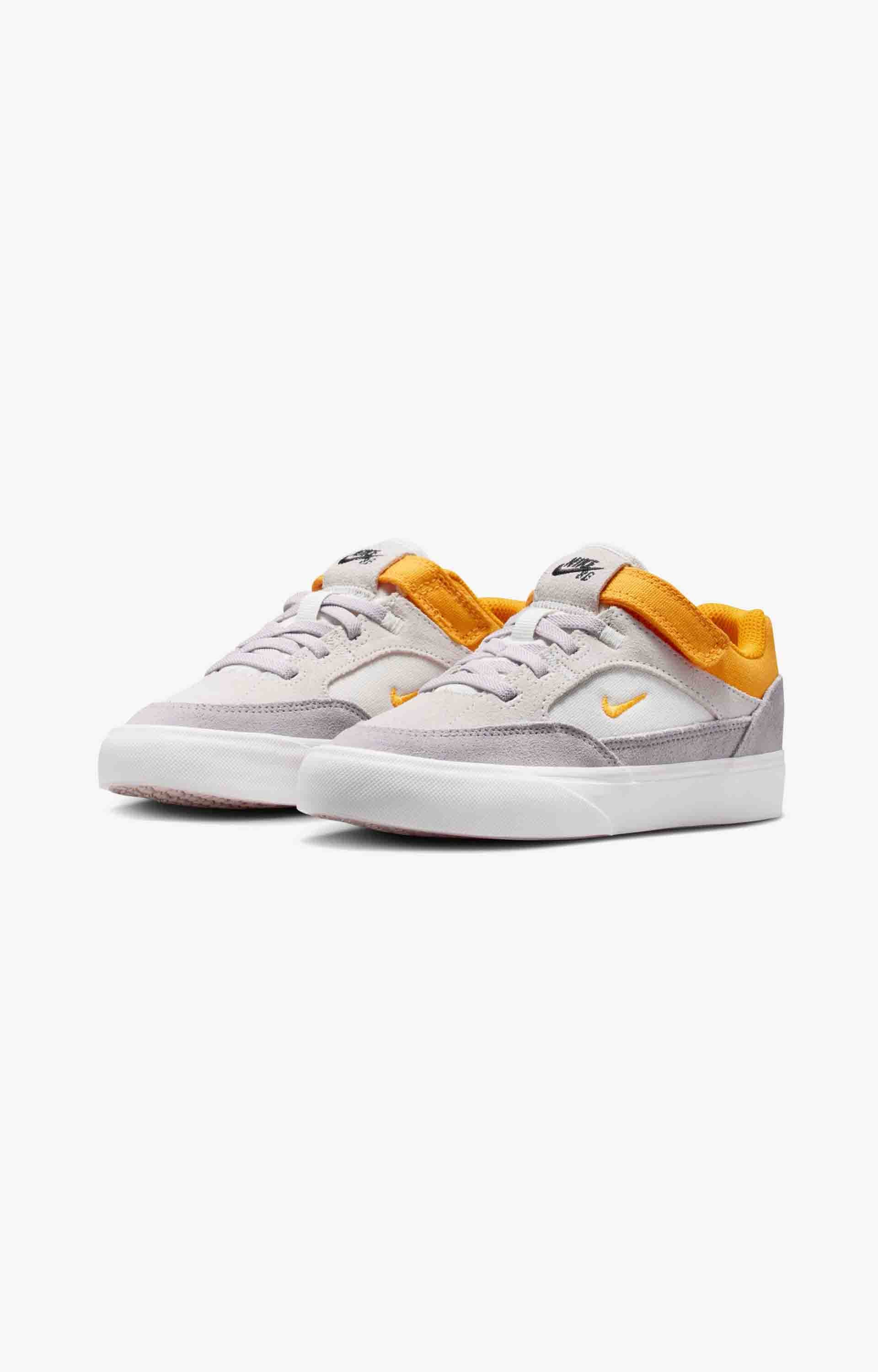 Nike Sb Malor Kids Shoe, Platinum Tint/University Gold/Wolf Grey