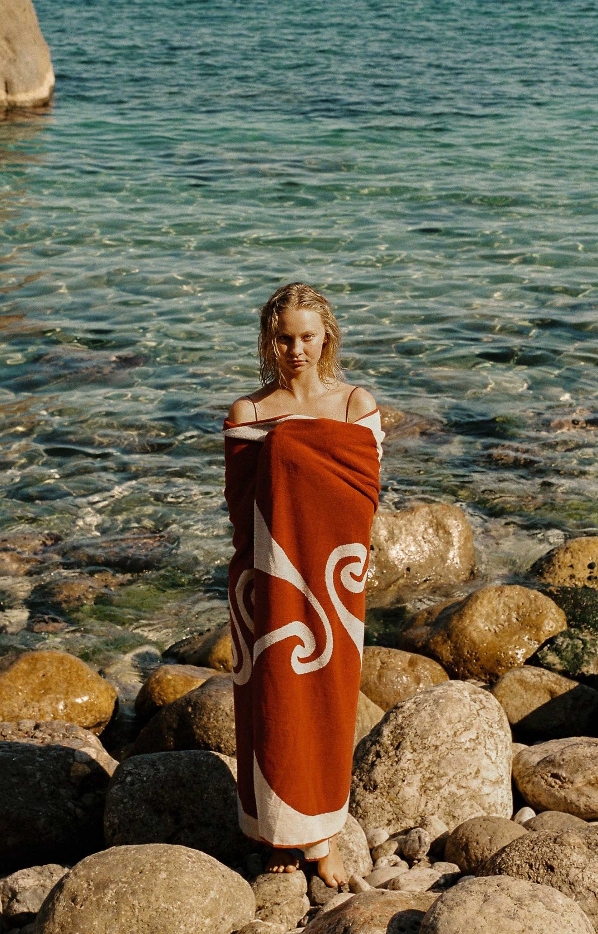 Sun Rituals Florence Towel, Red Ochre