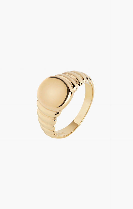 Wave Ring, Yellow Gold